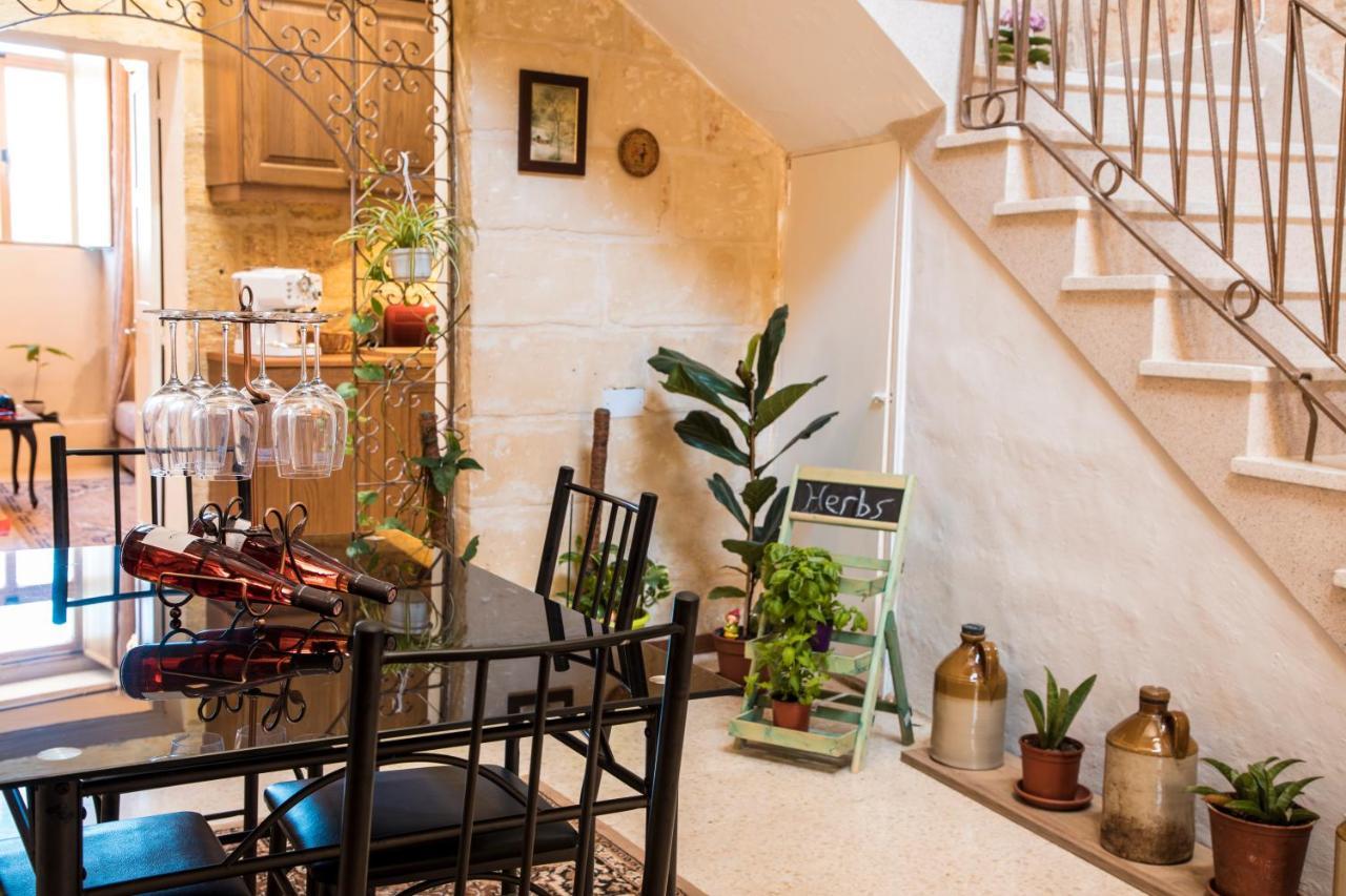 Kirkop Tal-Karmnu Entire House With Private Heated Pool And Jacuzziヴィラ エクステリア 写真