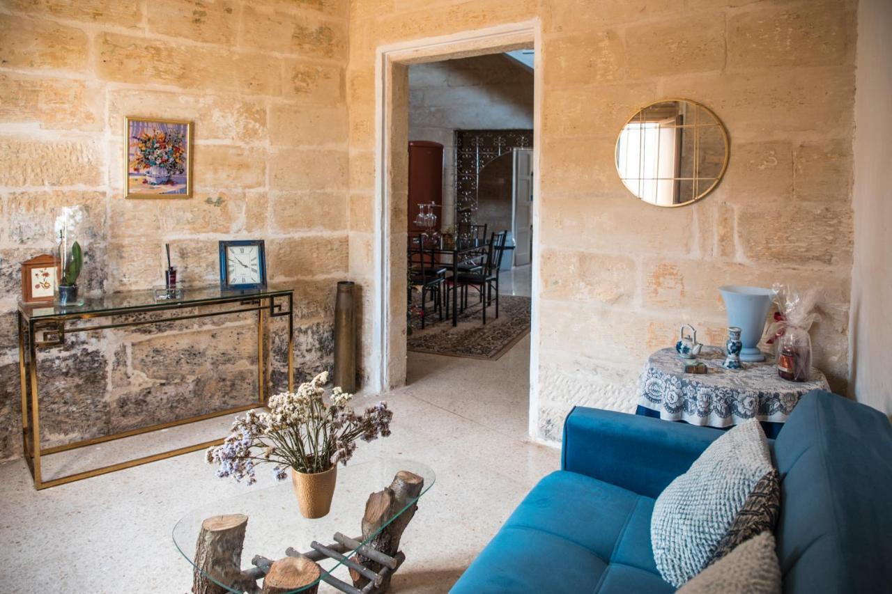 Kirkop Tal-Karmnu Entire House With Private Heated Pool And Jacuzziヴィラ エクステリア 写真